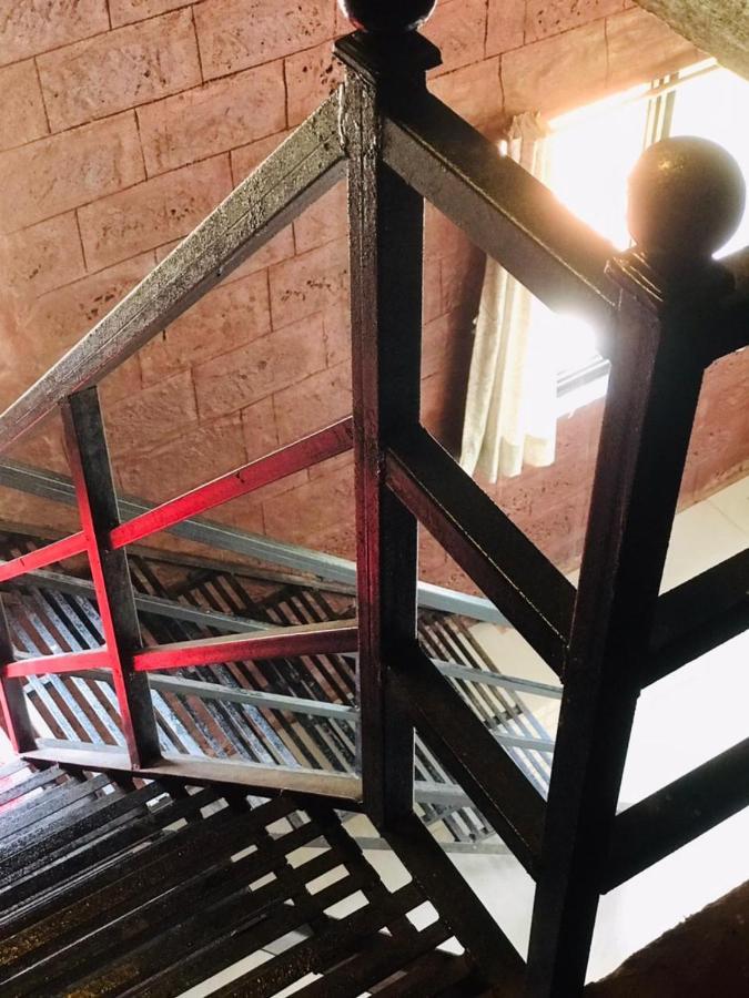 Rohan Homestay By Traviget Hospitality, Dapoli-Konkan Harnai Luaran gambar