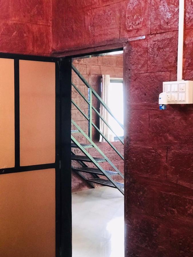 Rohan Homestay By Traviget Hospitality, Dapoli-Konkan Harnai Luaran gambar
